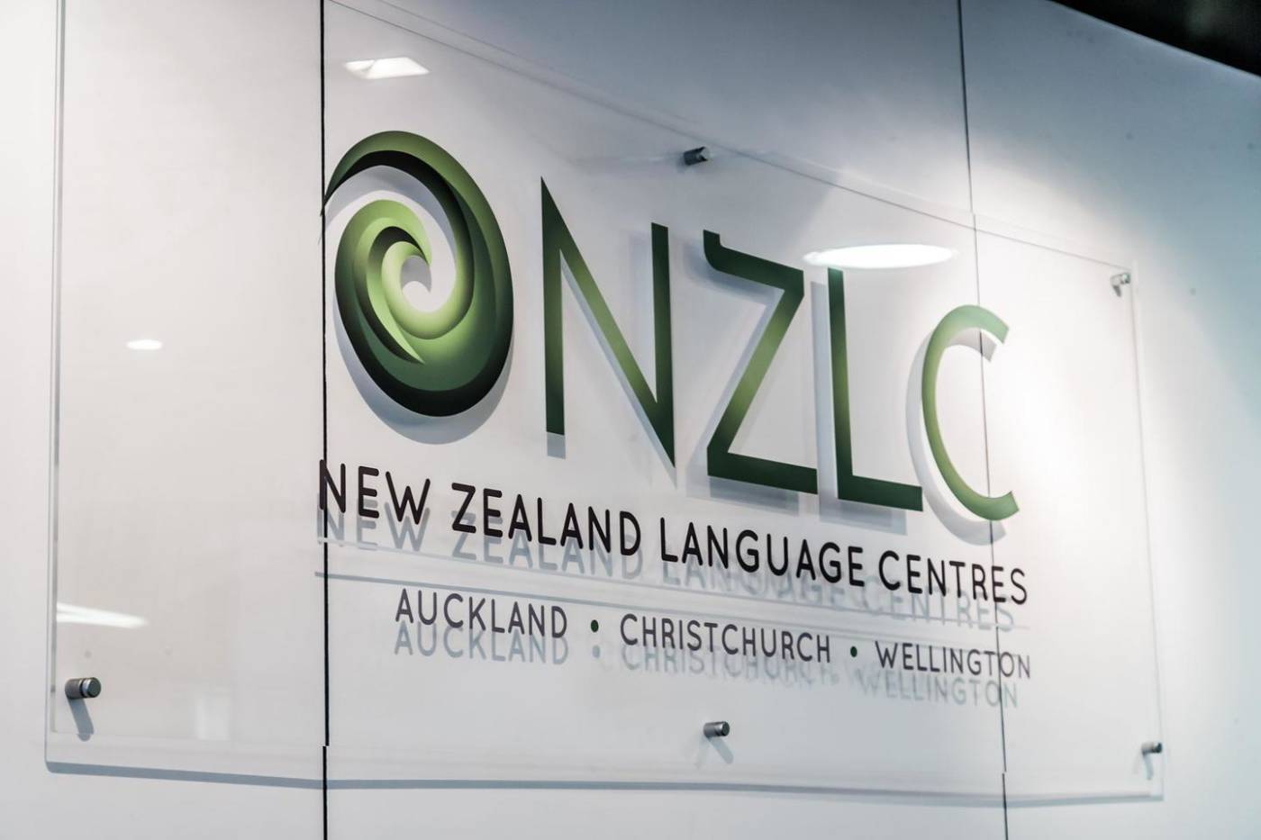 NZLC - New Zealand Language Center