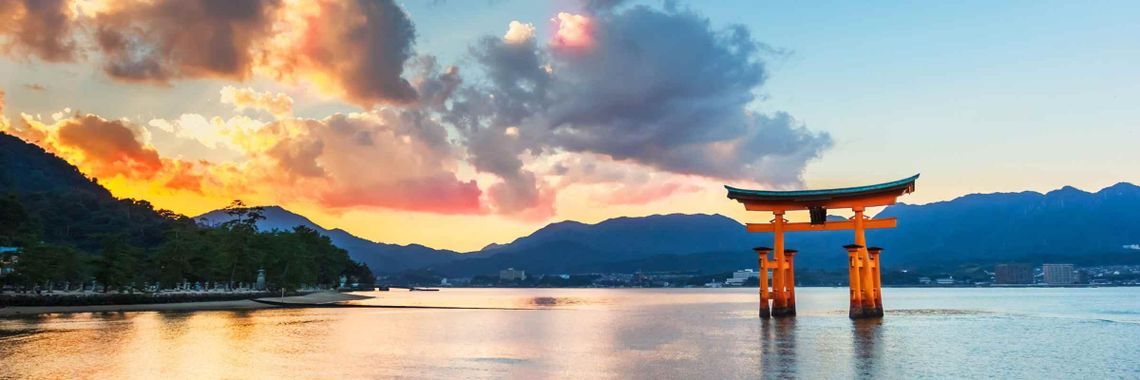 Itsukushima Shrine, Miyajima Island, Hiroshima Prefecture