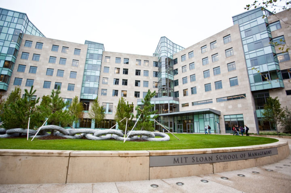 Massachusetts Institute of Technology Private research university in USA