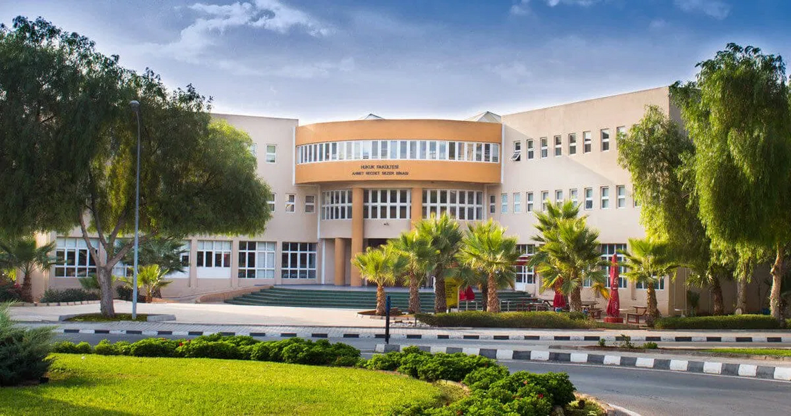 Восточный средиземноморский университет