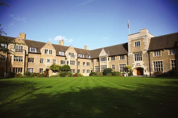 Кампус Bellerbys College в Кембридже