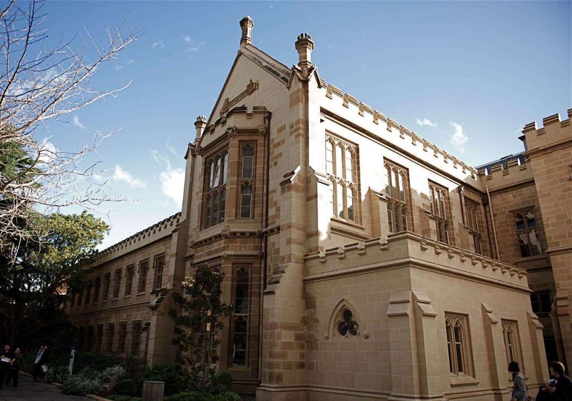 Melbourne University grand building