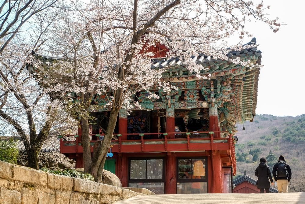 Храм Помоса, Пусан, Южная Корея
