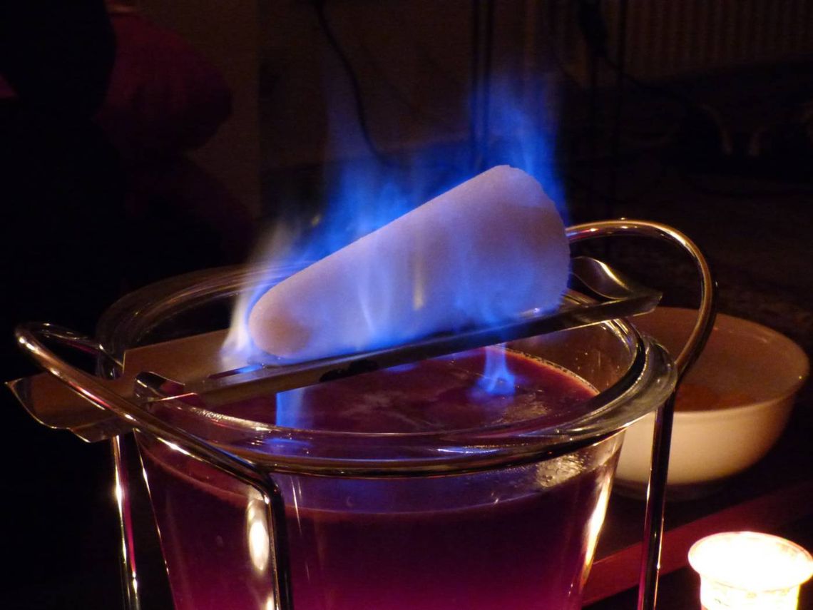 Feuerzangenbowle — ёмкость для рождественского пунша