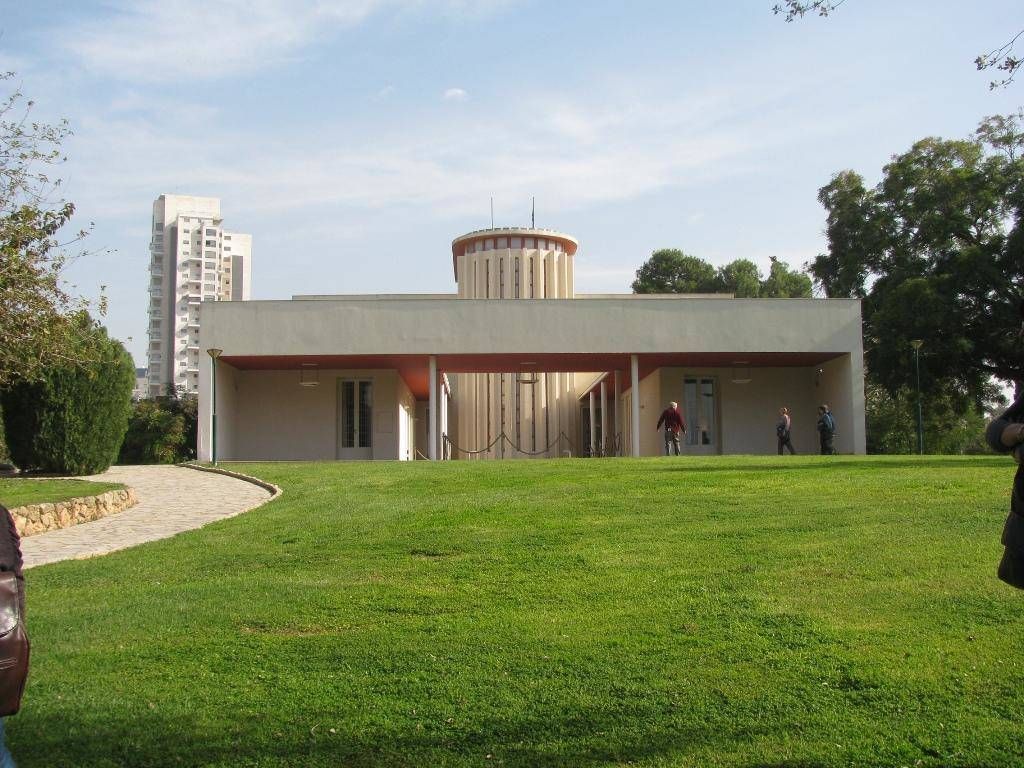 Резиденция Института Вейцмана, спроектированная Эрихом Мендельсоном